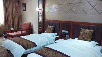 Tengyi Grand Hotel Kunming Bagian luar foto
